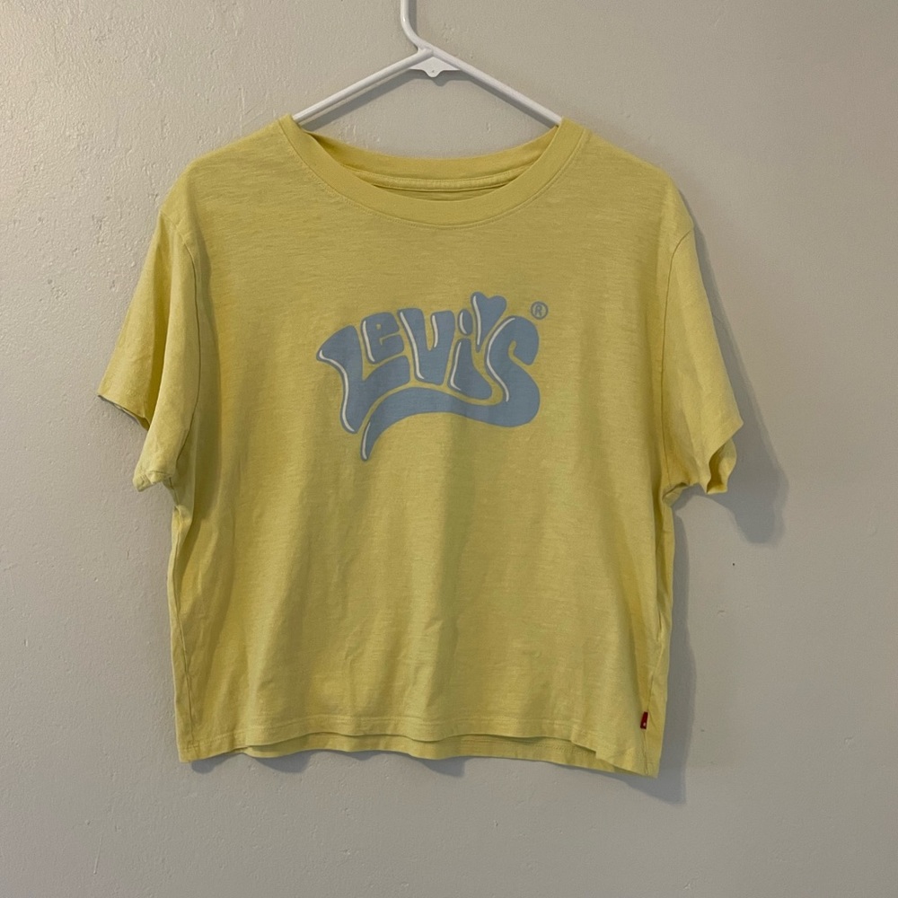 Levi’s Cropped T